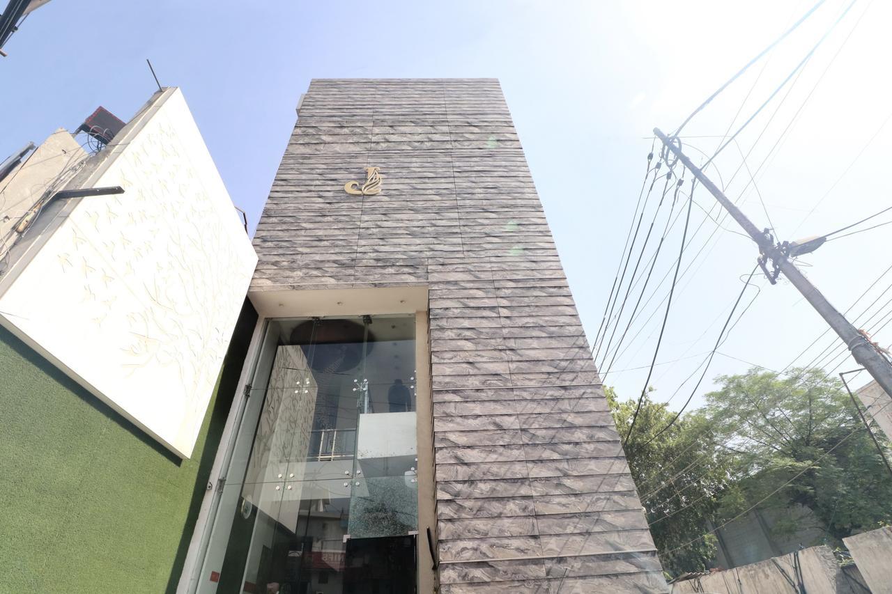 Oyo 14829 Hotel J Cruise 루드히아나 외부 사진