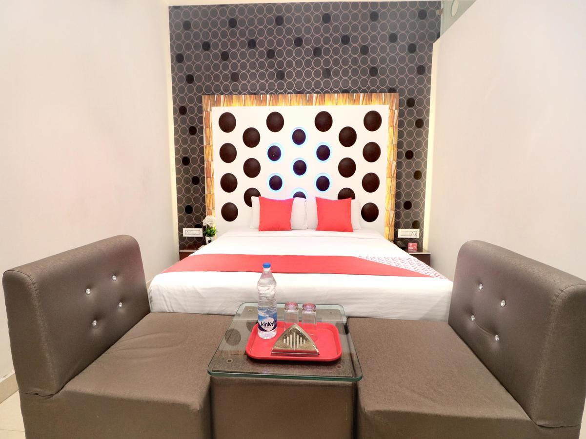 Oyo 14829 Hotel J Cruise 루드히아나 외부 사진