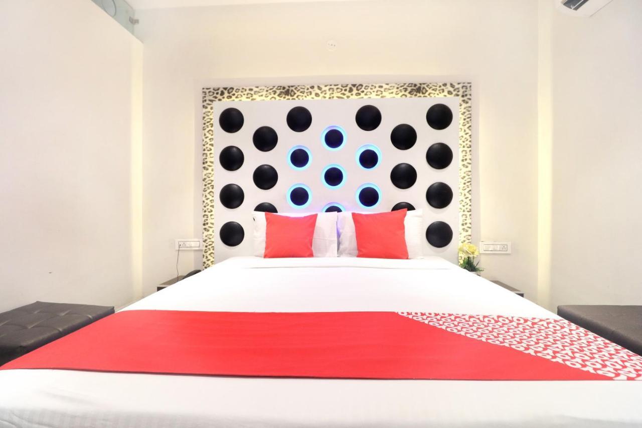 Oyo 14829 Hotel J Cruise 루드히아나 외부 사진